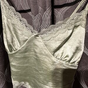 Forever 21 Cami Top Lace‎ Trim Satin Green Spaghetti Strap Tank Top Small